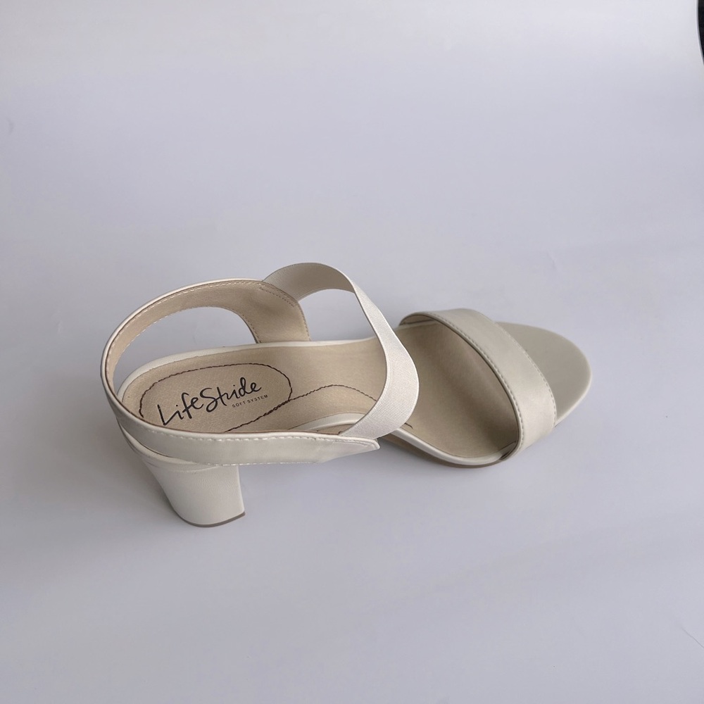 LifeStride Beige Block Heel Sandals